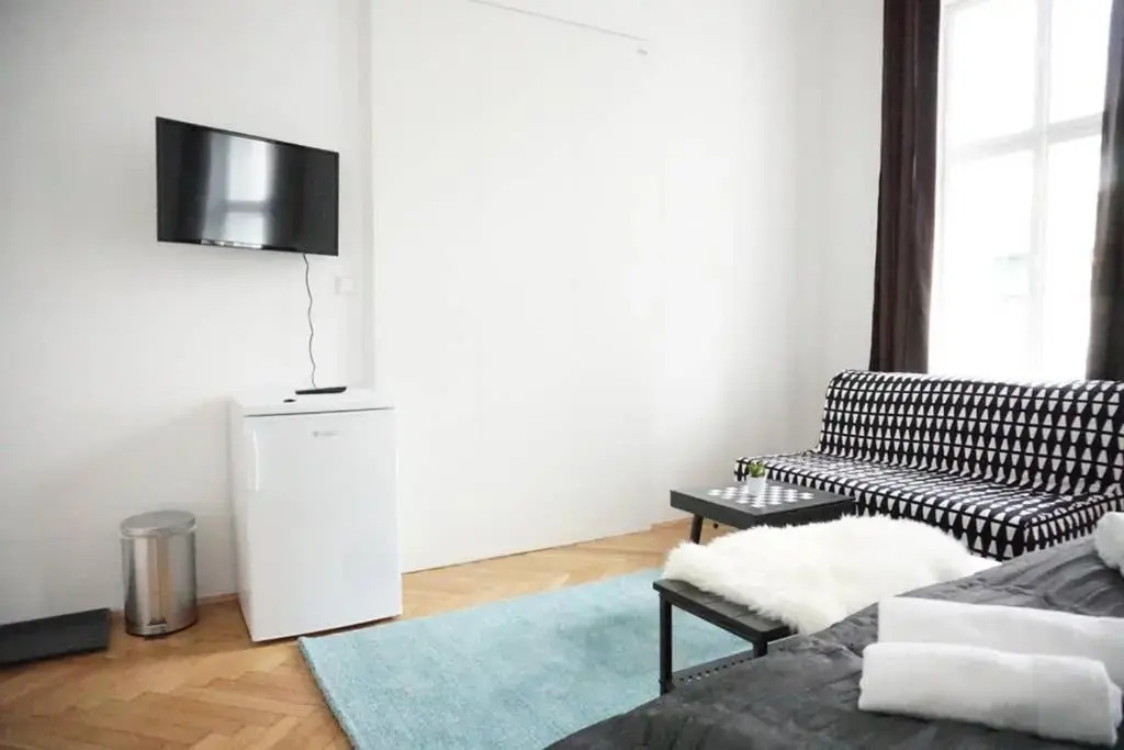 Urban City Apartment - Contactless Check-In