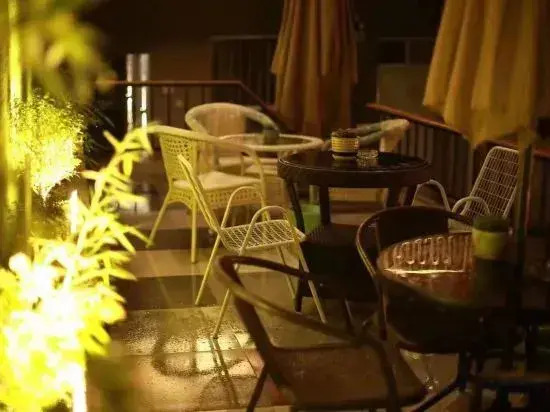Luoyang Courtyard Shenshen Inn(Lijingmen Cross Street Store)