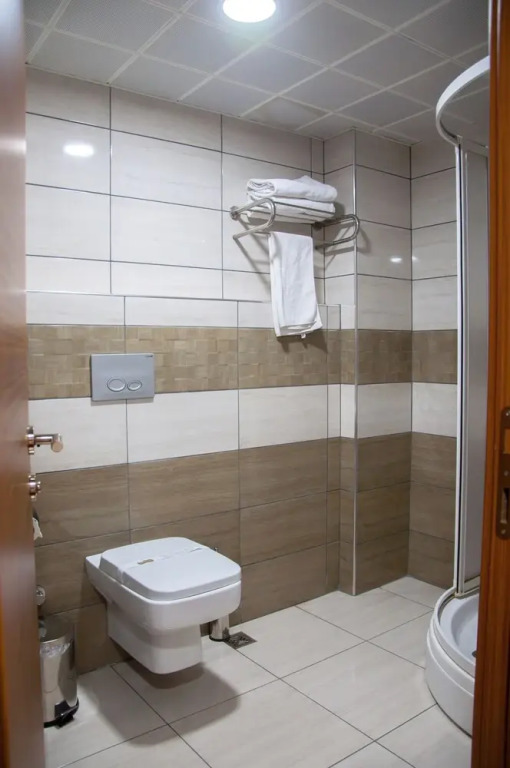 Quars Garden Hotel