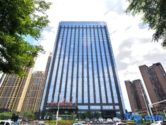 Jiuzhou Fangyuan Hotel(Yichang Wanda Binjiang Store)