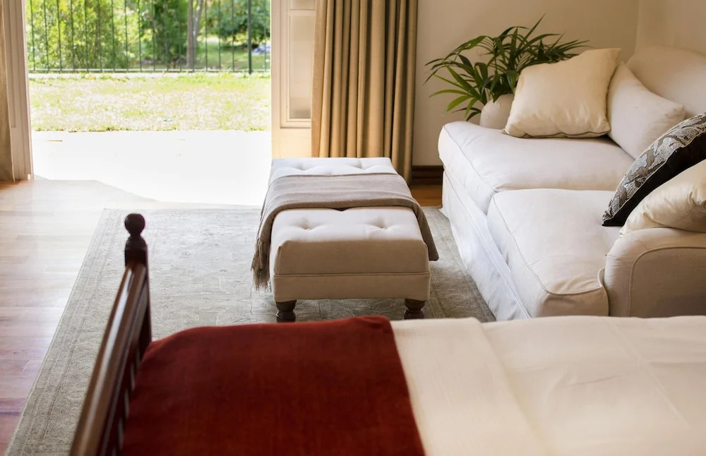 Chic Studio Nestled in Lovely Garden and Pool-2254