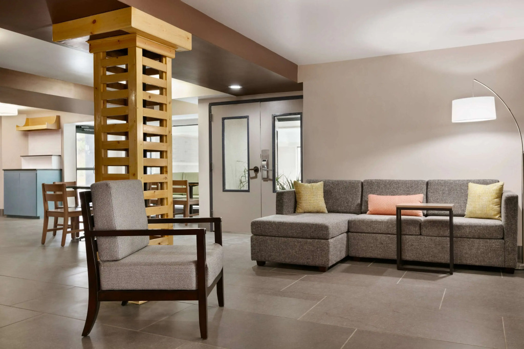 Country Inn & Suites by Radisson, Roanoke Rapids, NC