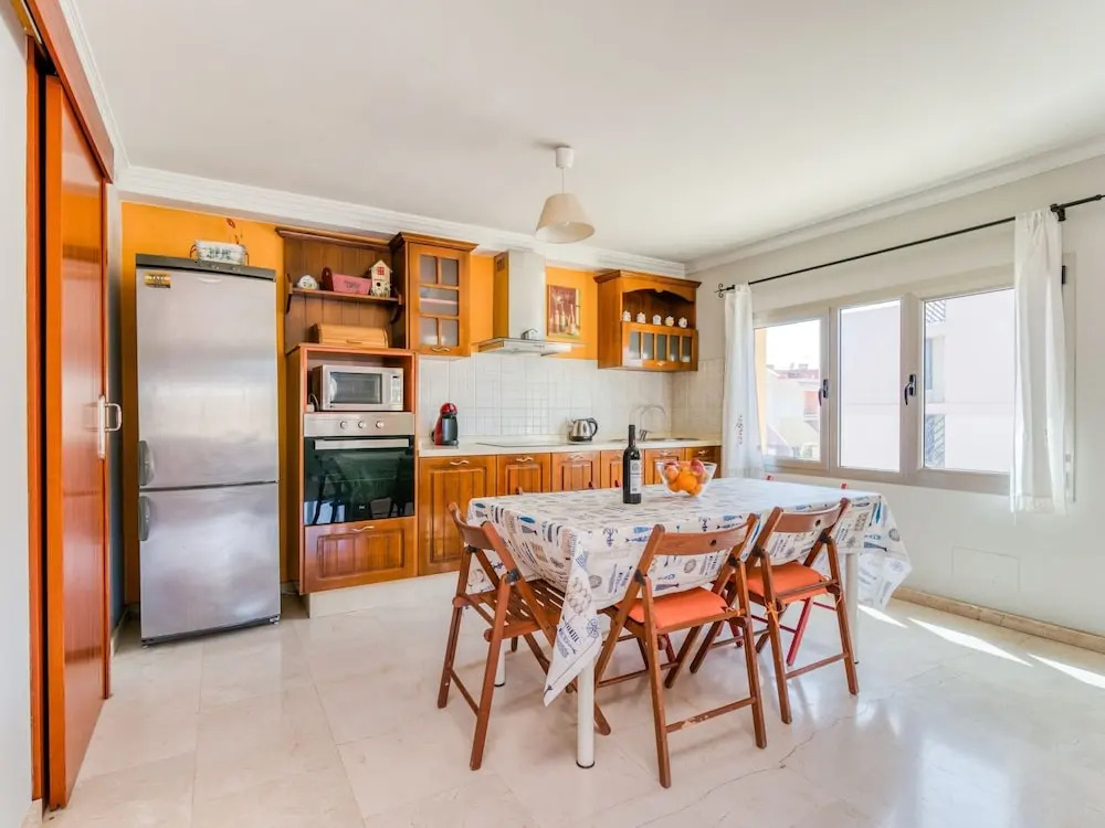 Spacious Apartment in Cruce de Arinaga With Terrace
