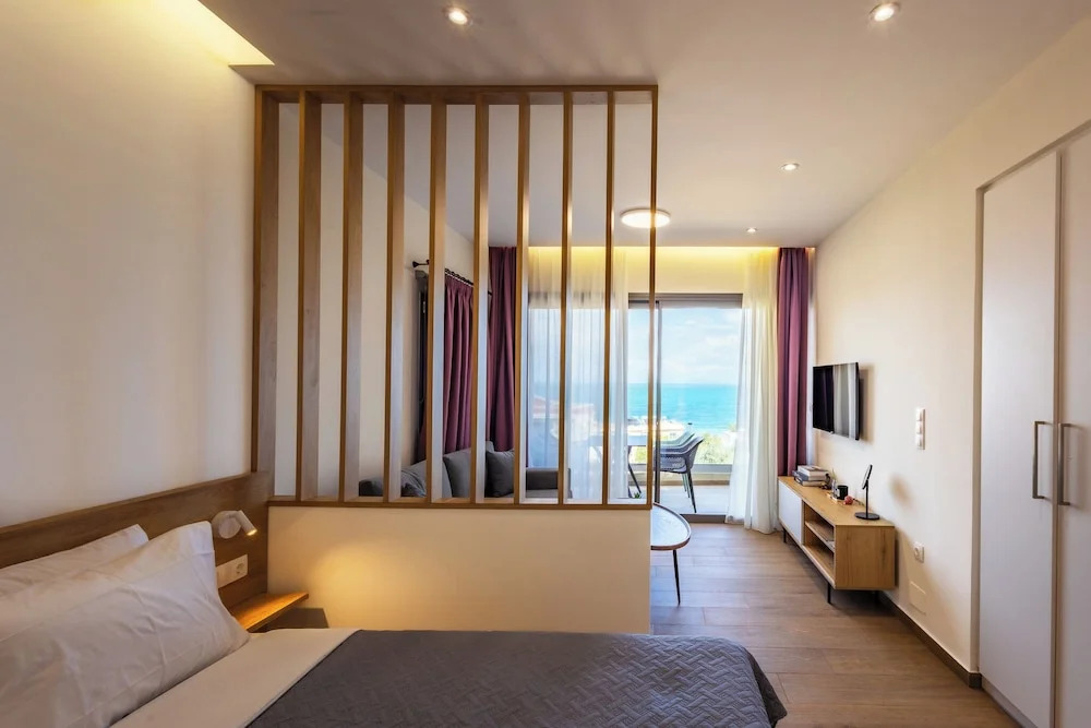 Enalis Studios & Apartments