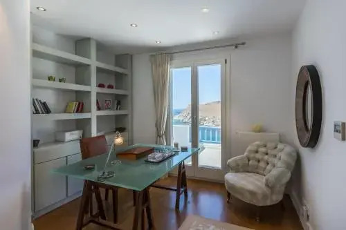 Villa BluEros - Private 8-Bedroom Estate with 100m Infinity Pool & Helipad, Syros