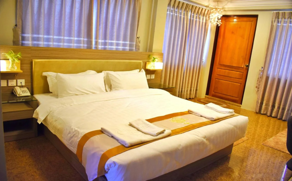 SERENE Stays Hotel