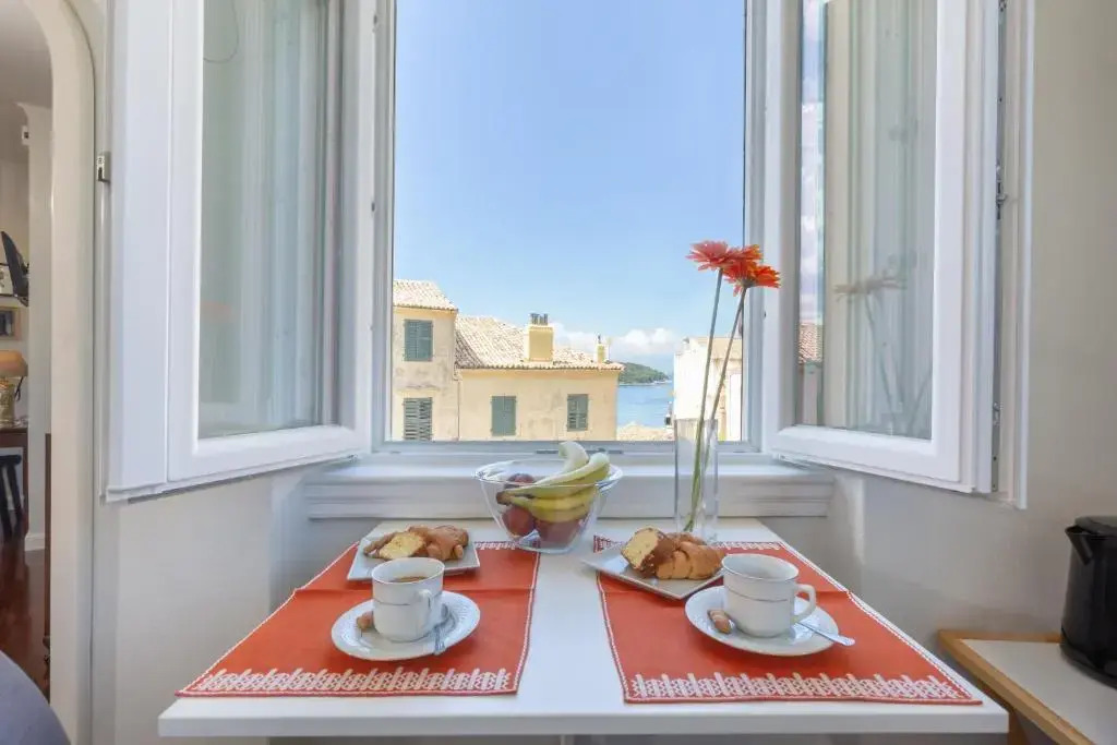 Dousmani Corfu Old Town Studio Suite