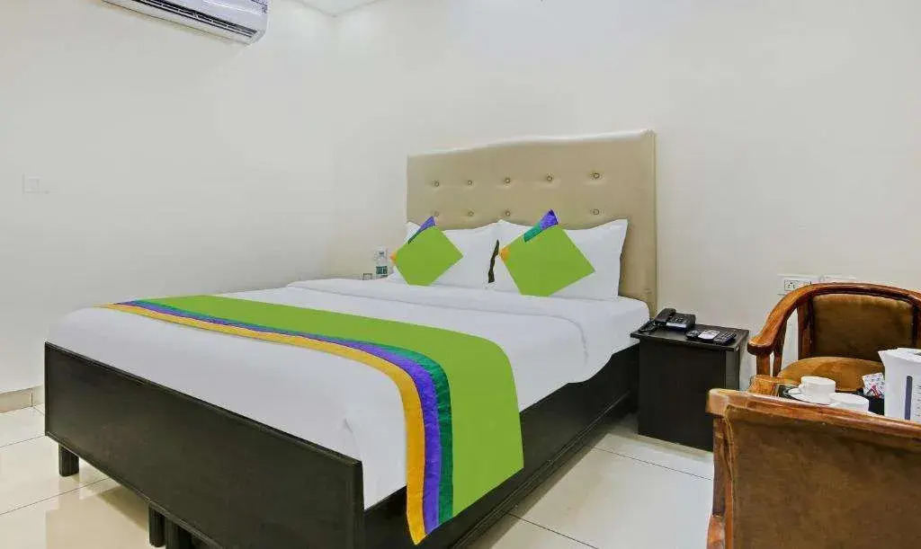 Treebo Royal Empire Adarsh Nagar, Chandigarh