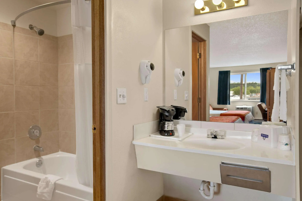 Travelodge Port of Tacoma