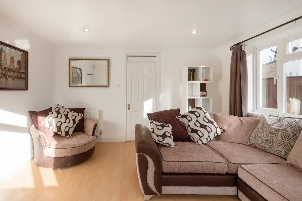 Sulston Lodge 3-Bedroom House