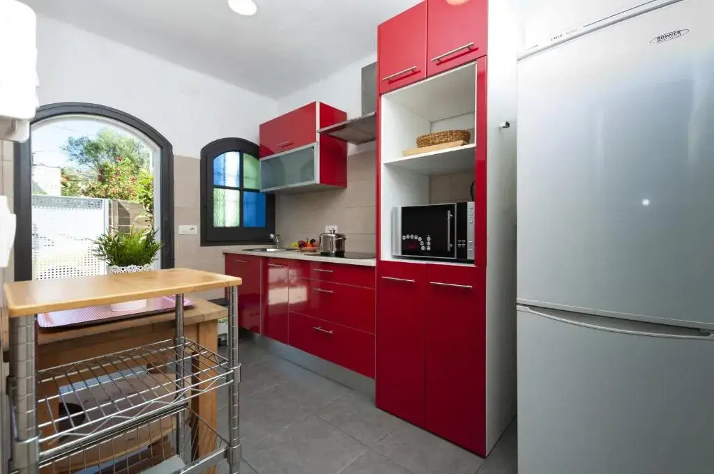 1215 BAIX CAMP casa con jardin - Apivend Immo
