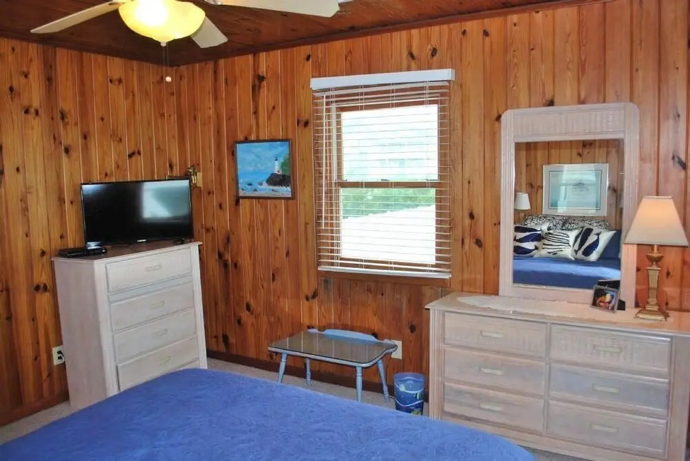 The Lee Cottage 3 Bedroom Home by RedAwning