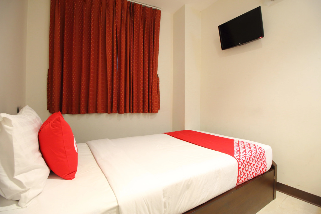 Super OYO 484 Pannee Residence Khaosan Sha Plus