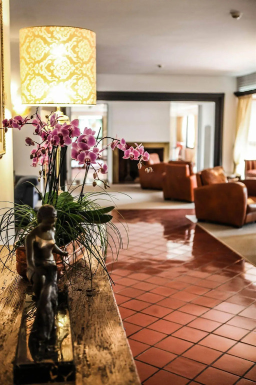 St. Mauritius Hotel
