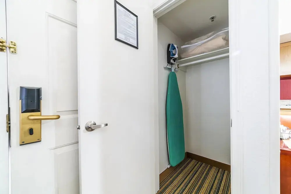Metro Phoenix Extended Stay