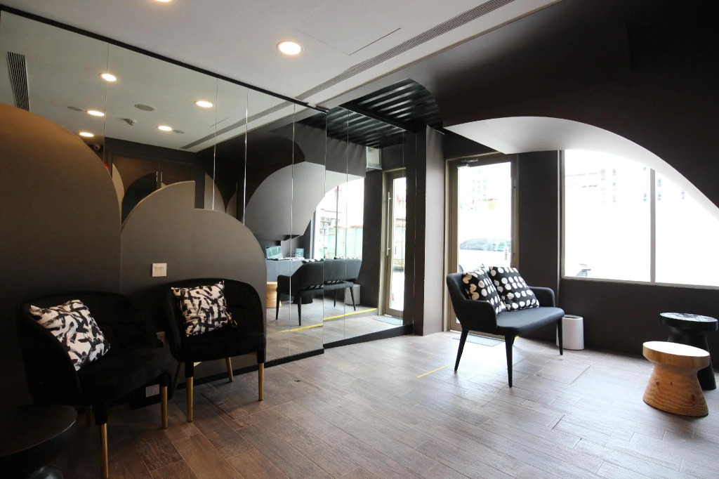 ST Signature Bugis Beach