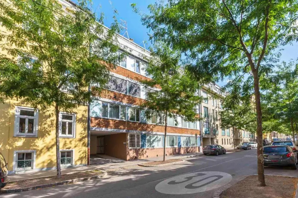Schönbrunn Luxury Apartment
