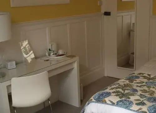 The Townhouse Hotel