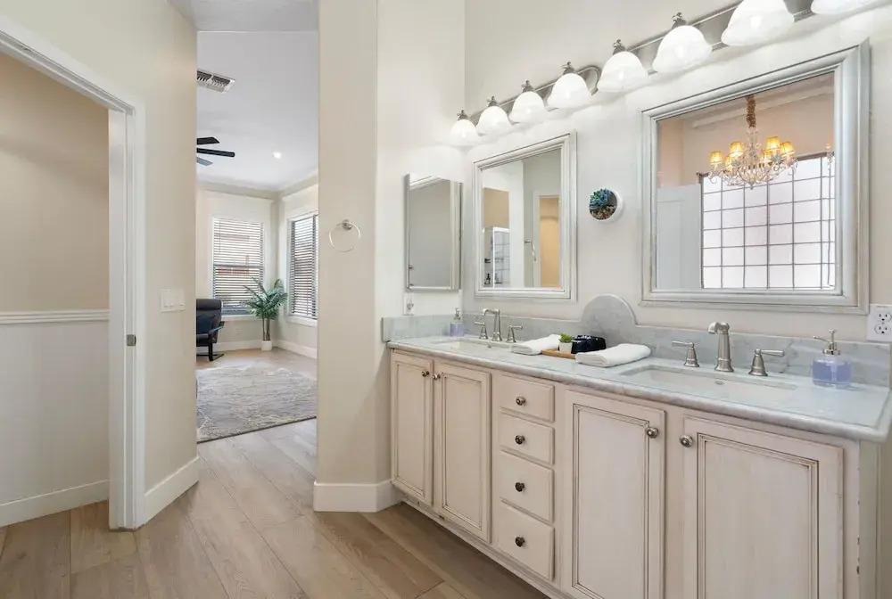 Dublin in Gilbert With 4 Bedrooms and 2 Bathrooms