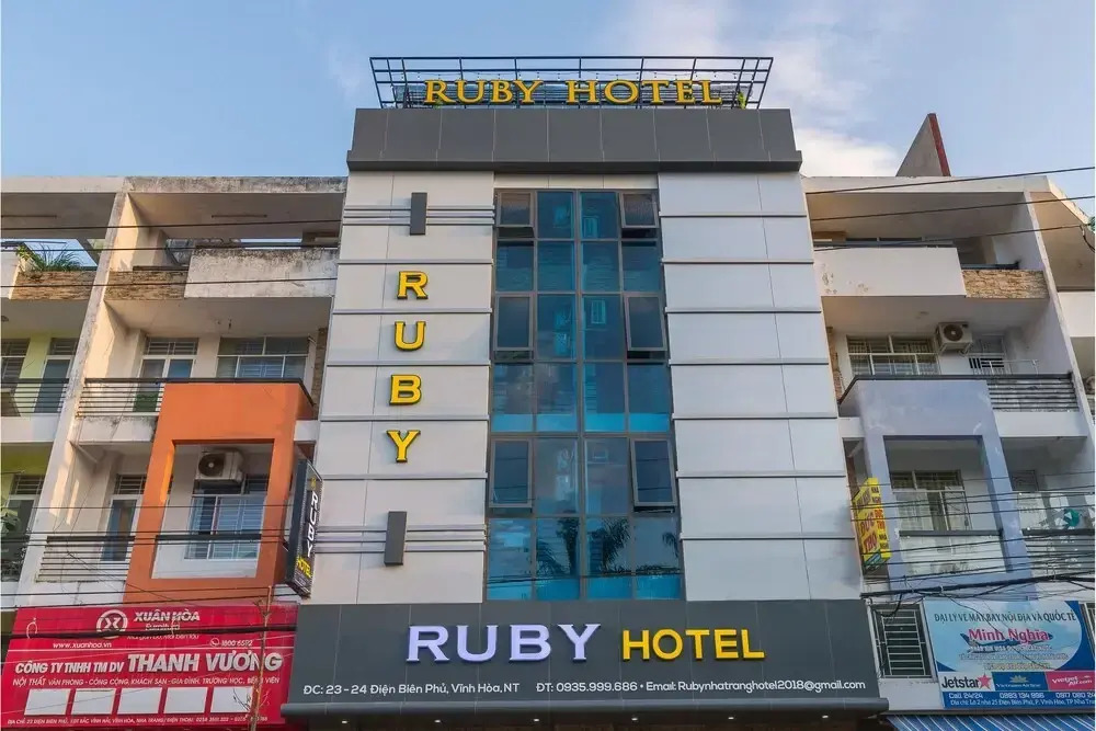 Oyo 186 Ruby Hotel