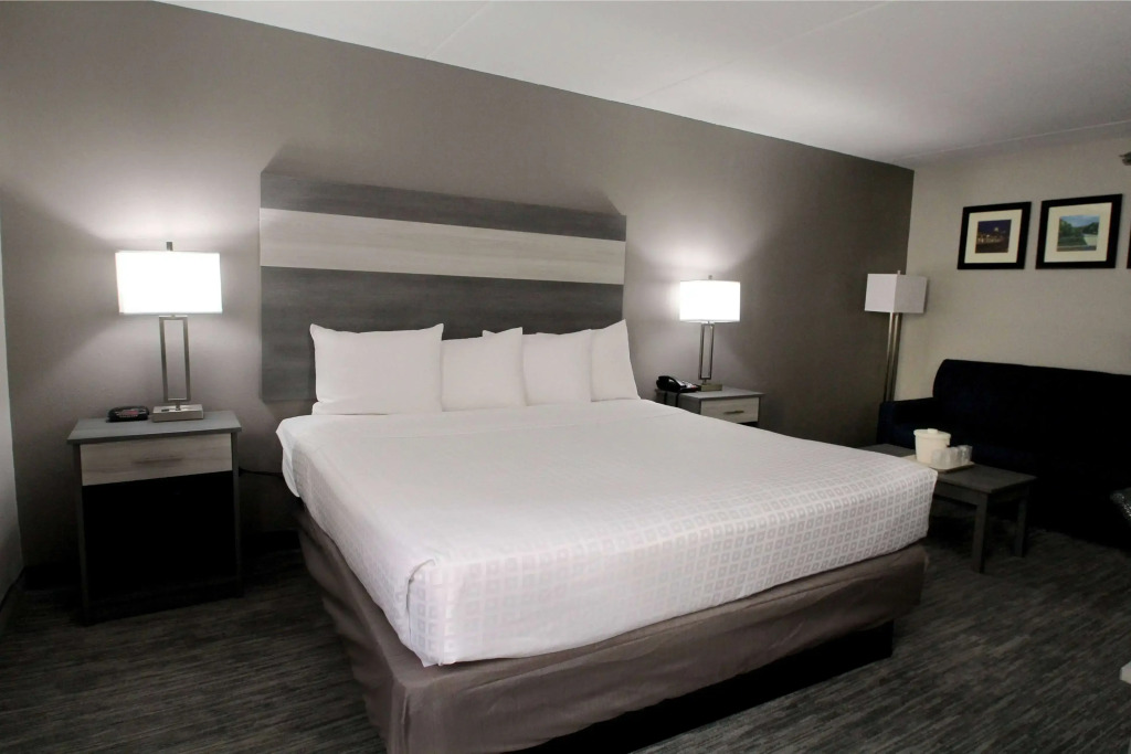 Baymont by Wyndham Lafayette - Purdue University