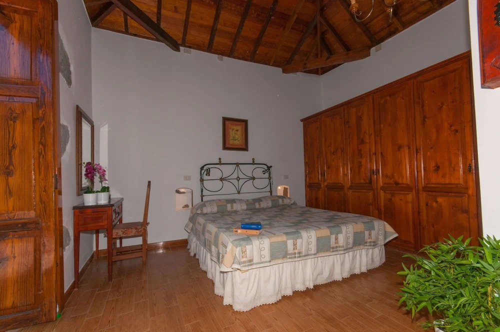 Casa Rural Piscina Privada en San Bartolome II