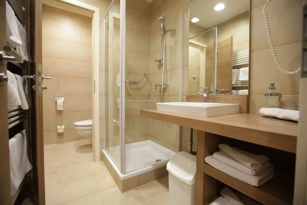 Kenese Bay Garden Resort & Conference