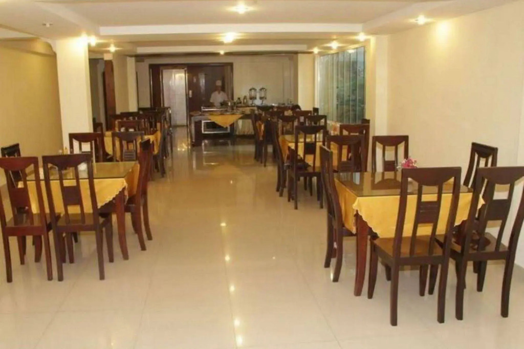 Truong Giang Hotel
