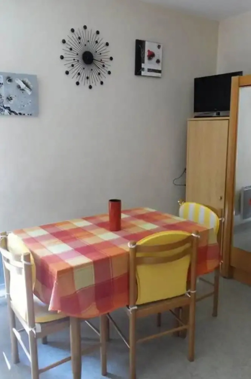 Apartment with One Bedroom in Bagnères-De-Luchon, with Wonderful Mountain View, Furnished Terrace And Wifi - 18 Km From the Slopes