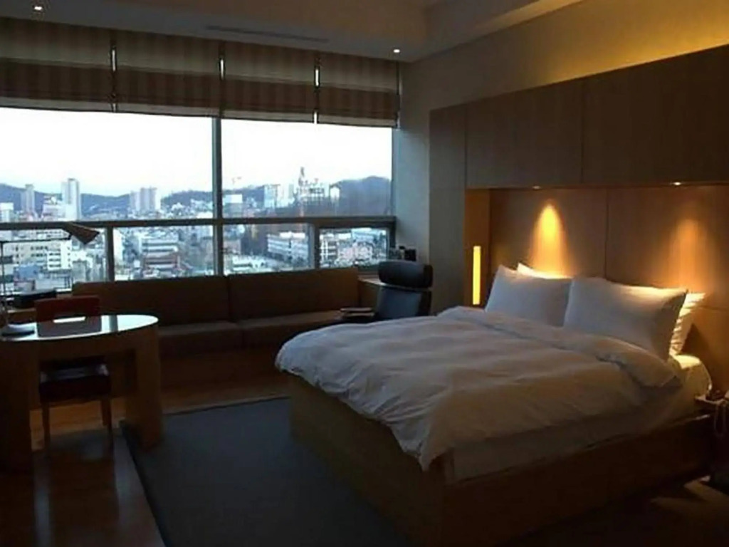 Grand Hotel