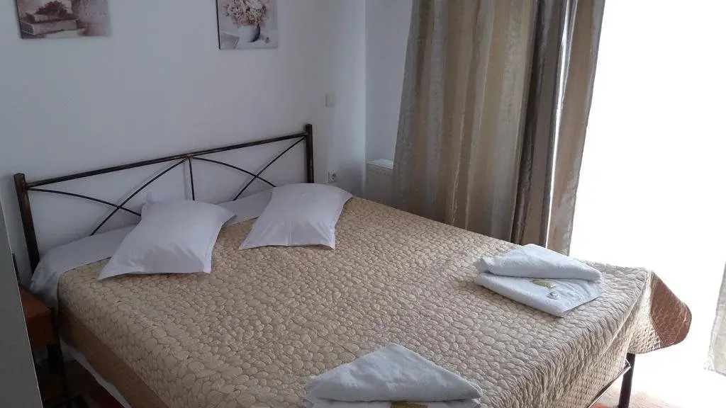 Iokasof Rooms