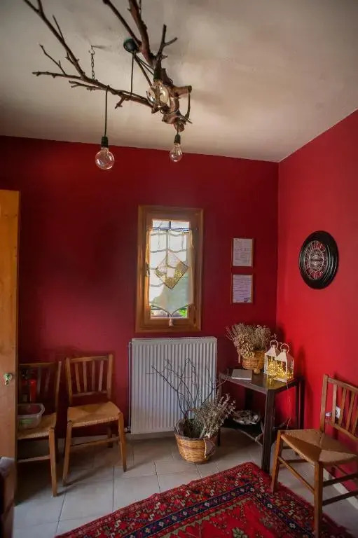 Skourgias Rooms