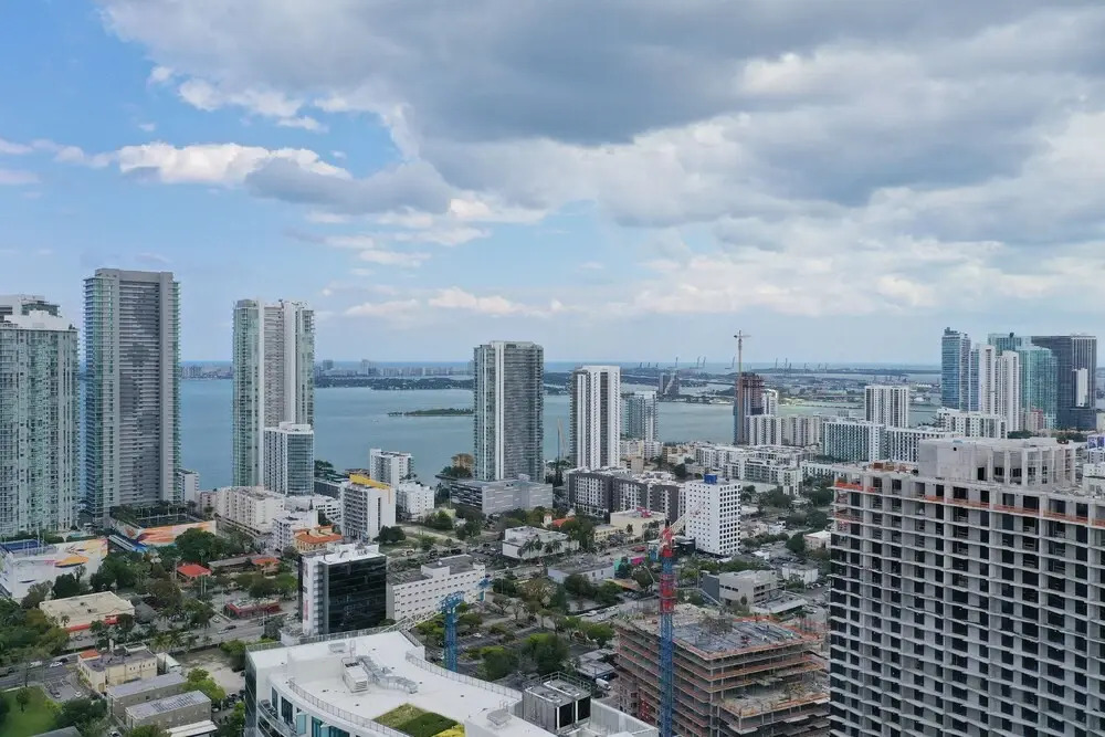 Miami World Rental - Midtown 1106
