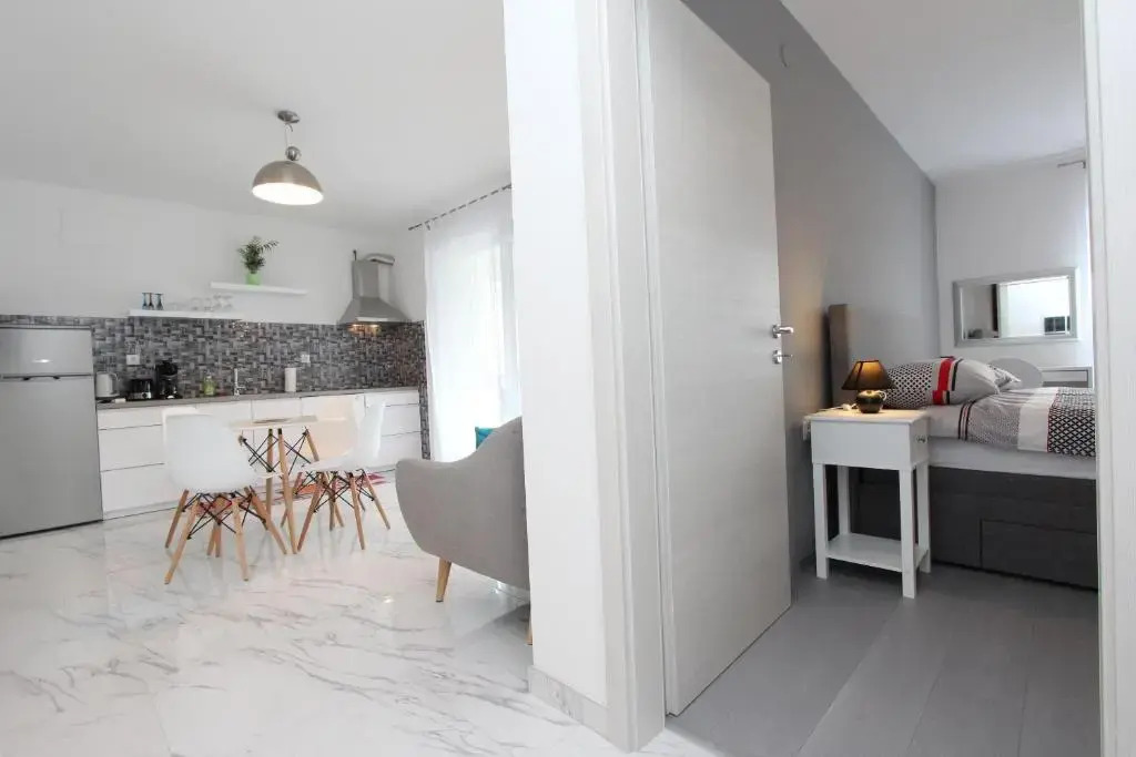 Apartment Karlo 1