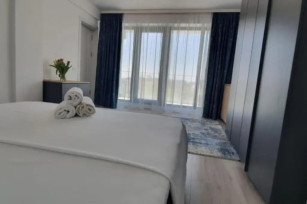 SunWave 4 Luxury SeaSide Apartment