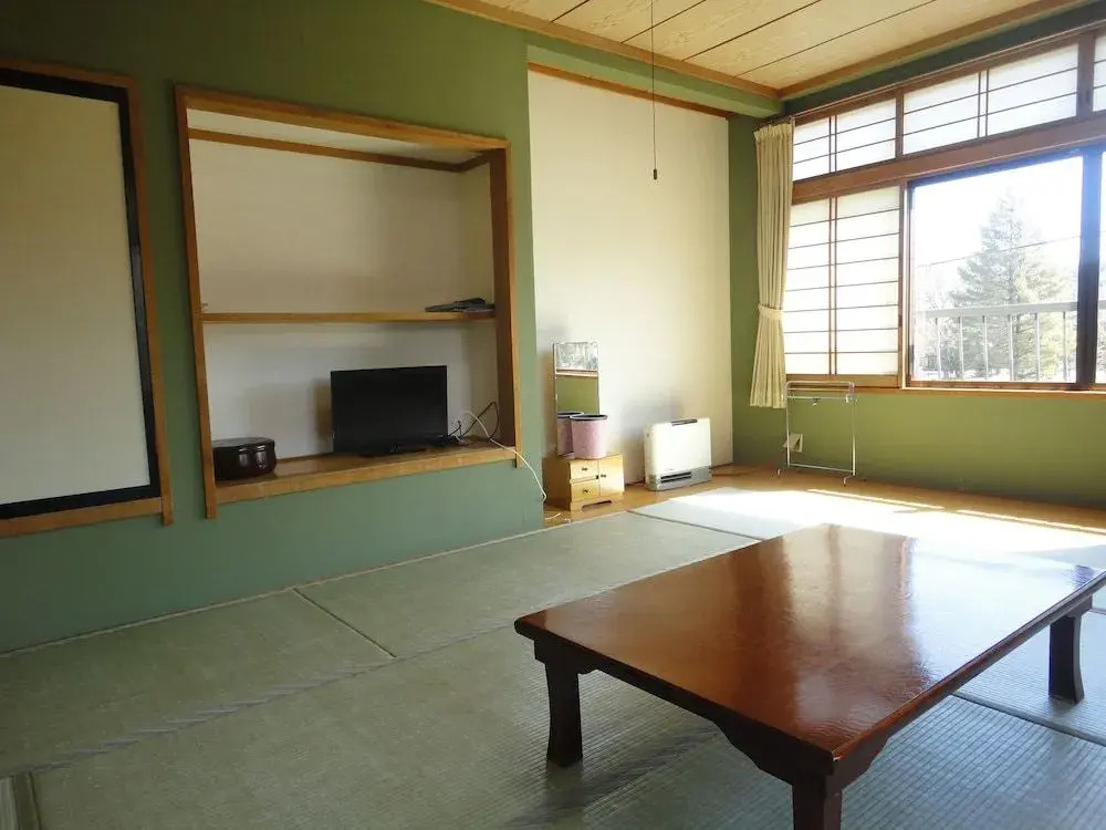 Yamanouchi Guest House