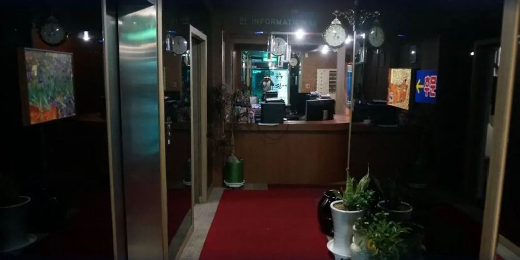 Feel Motel