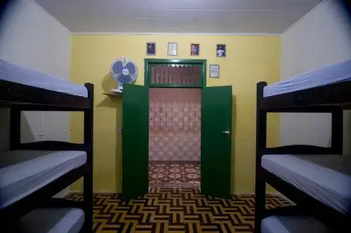 Tropicalista Hostel