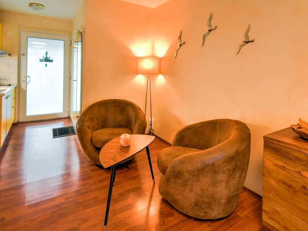 Apartment in Wiek auf Rgen With Forest