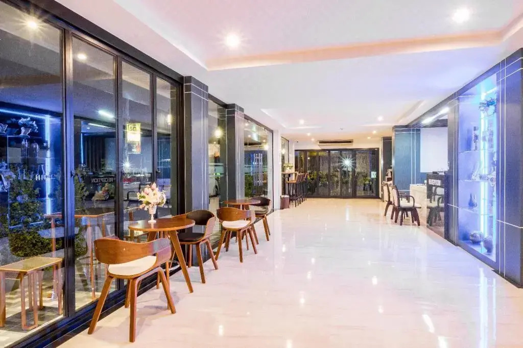 The Pelican Beachfront Suites Krabi