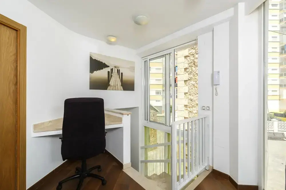 Beautiful and Modern Duplex Terrace 150 m From the Beach of Torre del Mar