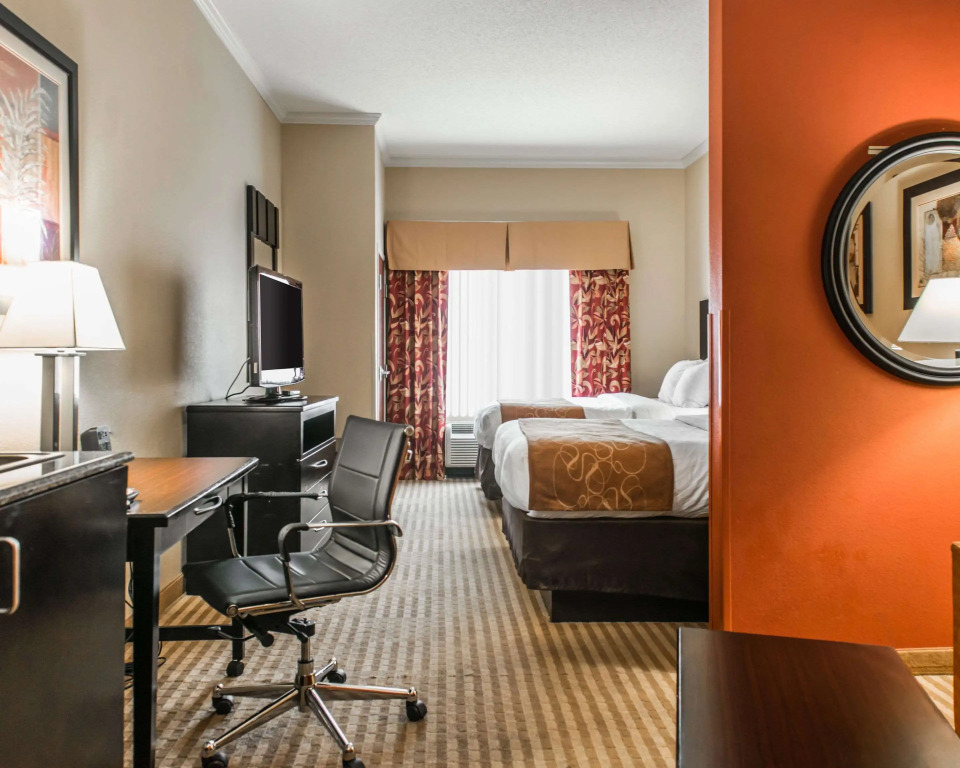Comfort Suites Panama City near Tyndall AFB