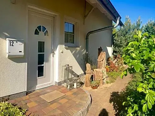 Ferienhaus Klünderberg in Binz mit Kamin, Terrasse, Strandkorb