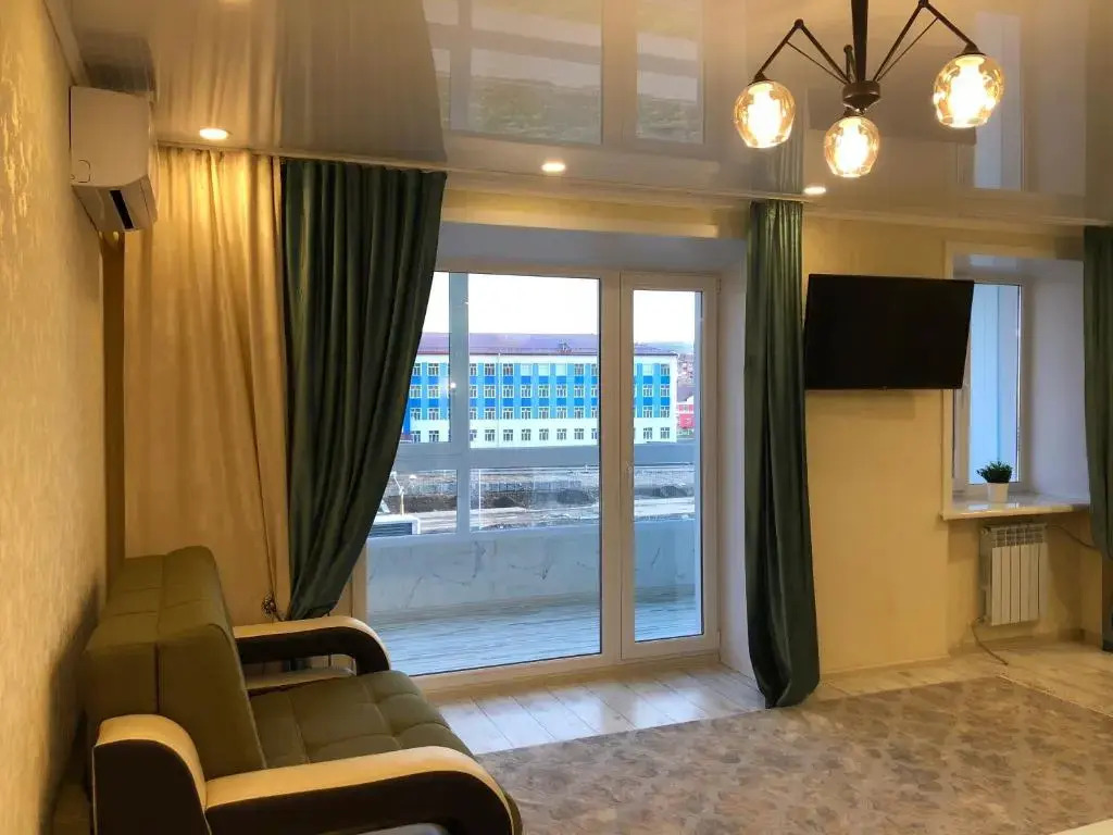 LuxApartment on KSHT