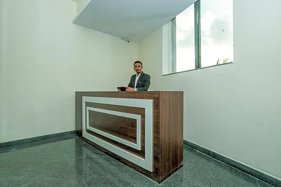 OYO Flagship 28787 Ashoka Pillar Road