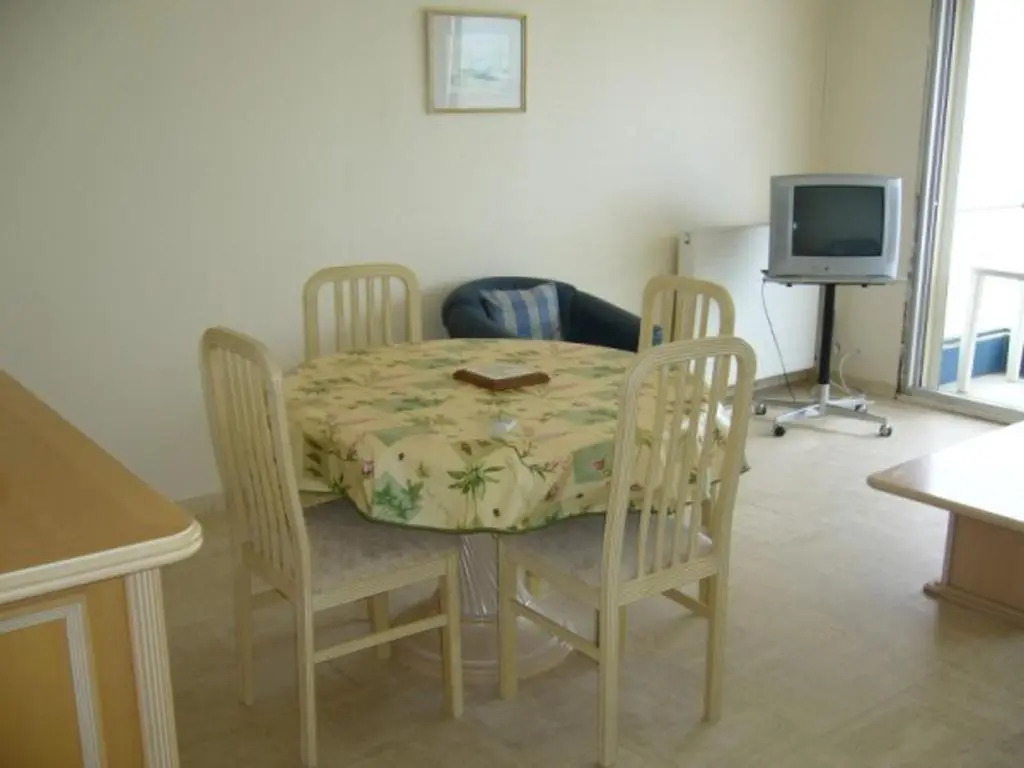 Appartement Les Sables-d'Olonne, 3 pièces, 5 personnes - FR-1-197-200