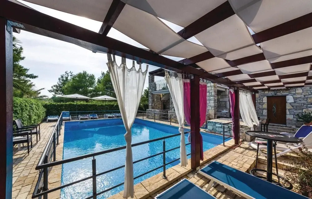 Stunning Apartment in Vir With 1 Bedrooms, Wifi and Outdoor Swimming Pool