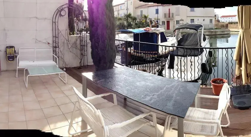 La Maison De Camargue