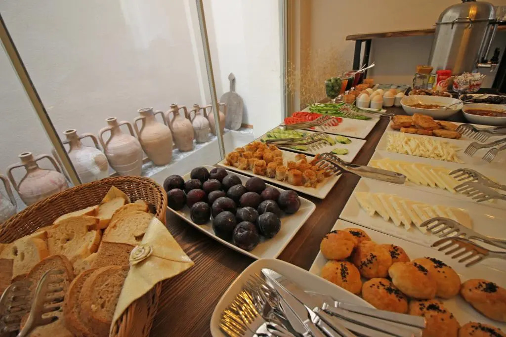 Tenedion Hotel