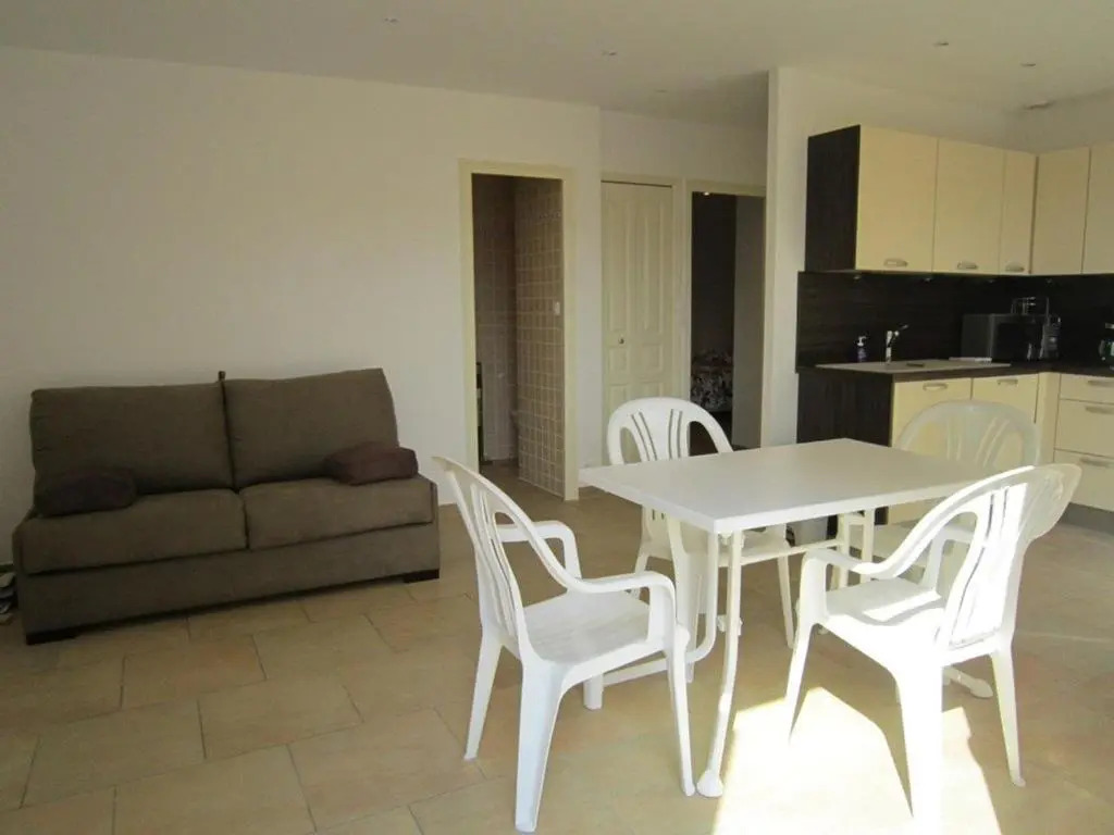 Appartement Cavalaire-sur-Mer, 2 pièces, 4 personnes - FR-1-100-126